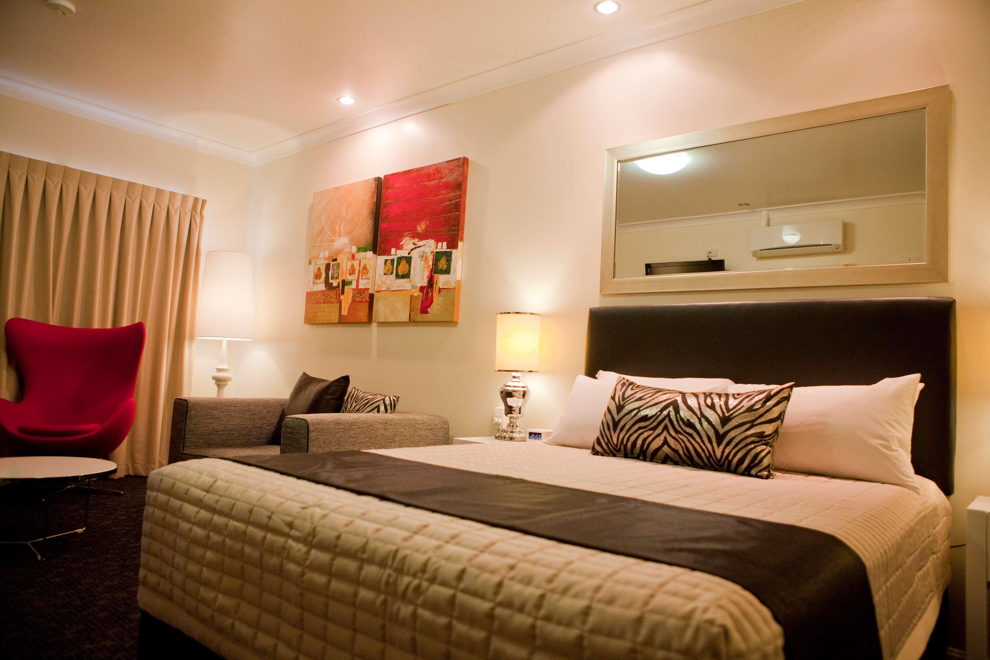 Best Western Ascot Lodge Motor Inn Гундивинди Номер фото