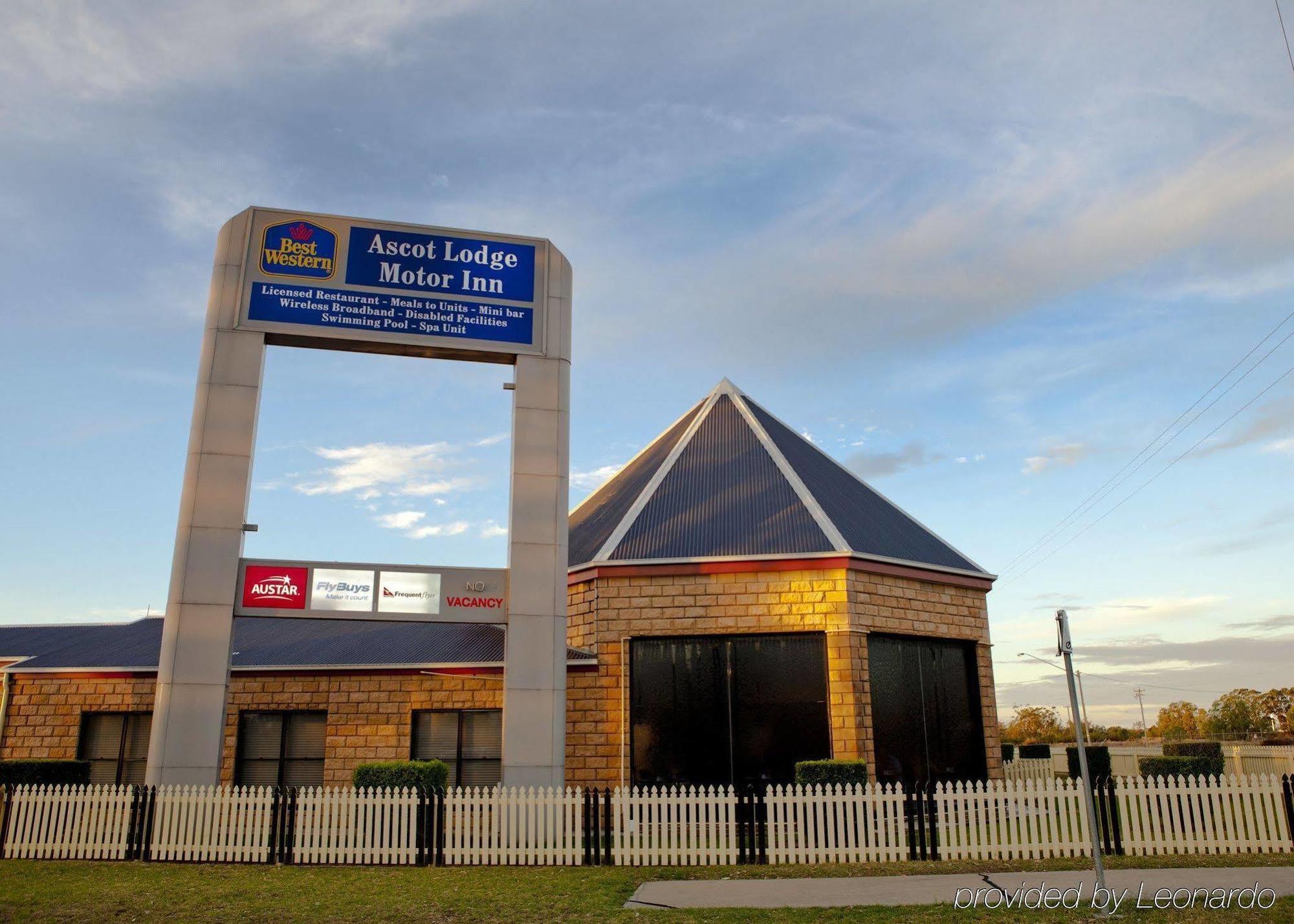 Best Western Ascot Lodge Motor Inn Гундивинди Экстерьер фото